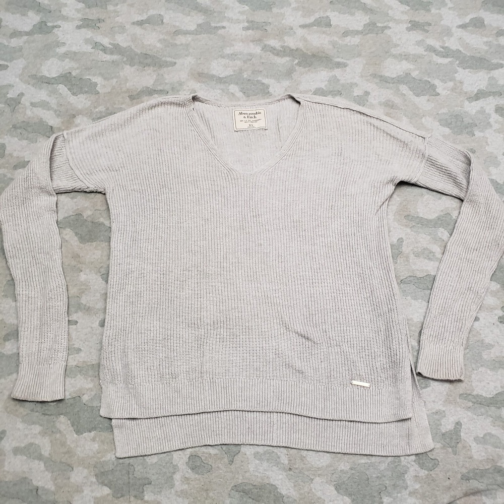 Abercrombie and Fitch Sweater Womens XS Gray Pullover Long Sleeve